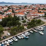 Magnolia Apartman *